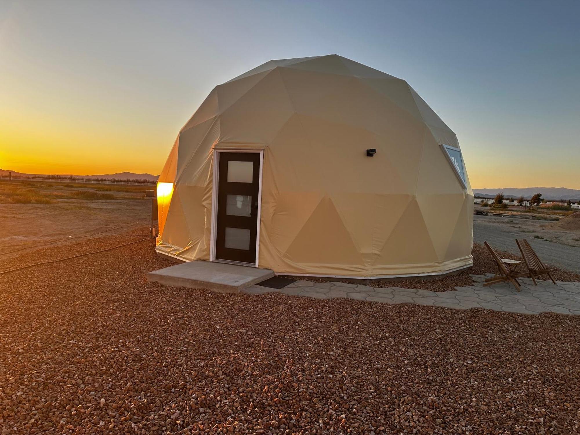 Вилла Nude Glamping Dome Уиллкокс Экстерьер фото