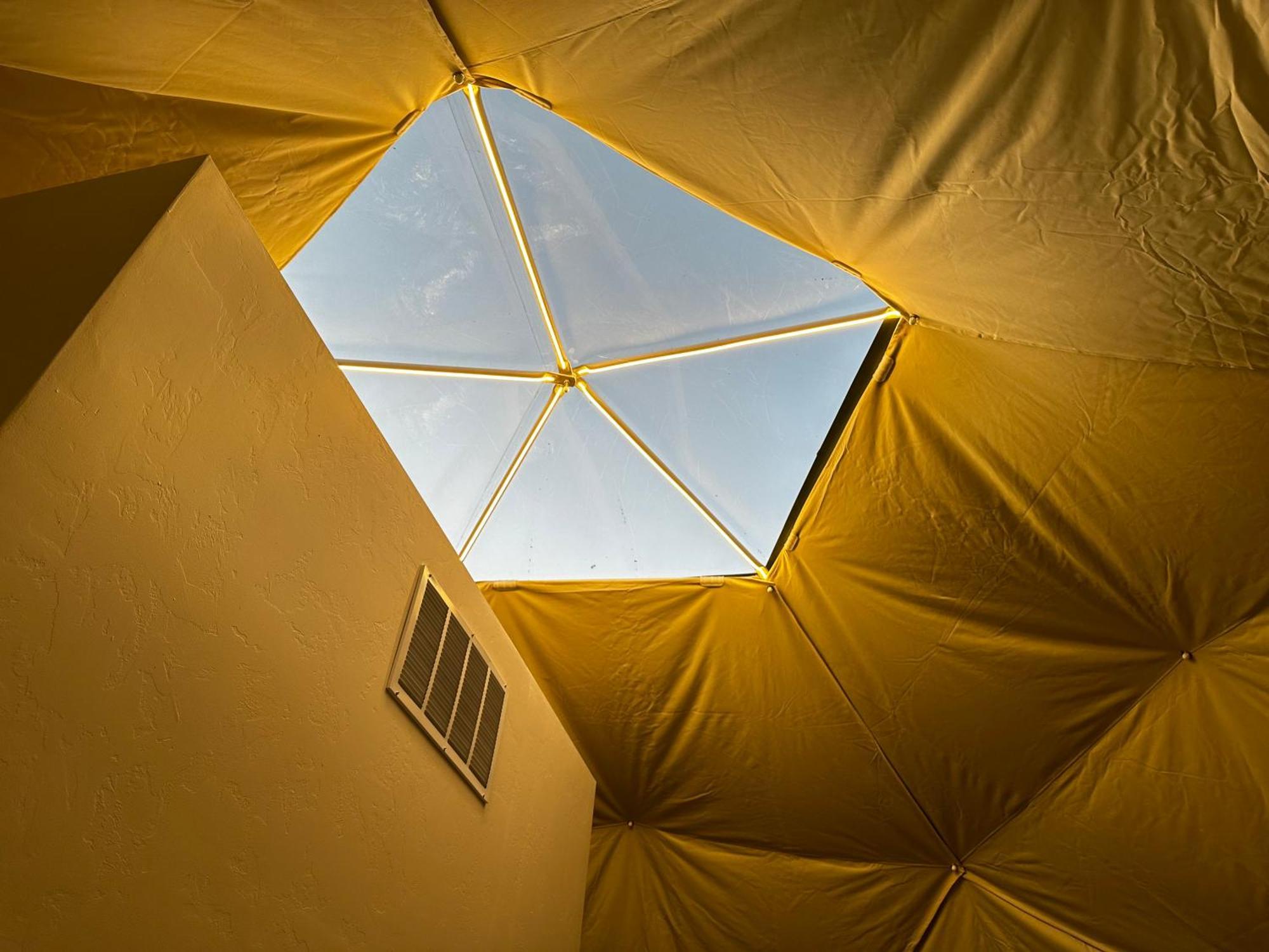 Вилла Nude Glamping Dome Уиллкокс Экстерьер фото